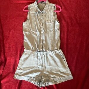 Women’s Romper Shorts size M